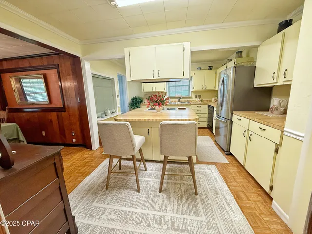 $285,900 | 8004 Church Street, Sneads, FL 32460