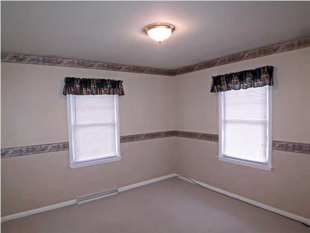 7940 Spry Road Evansville, IN 47715 - Photo 12 of 19 Gallery Image 12