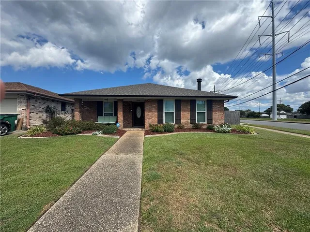$389,000 | 4401 Toby Lane, Metairie, LA 70003