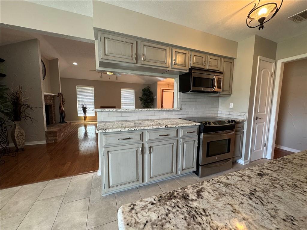 4401 Toby Lane Metairie, LA 70003 - Photo 5 of 16