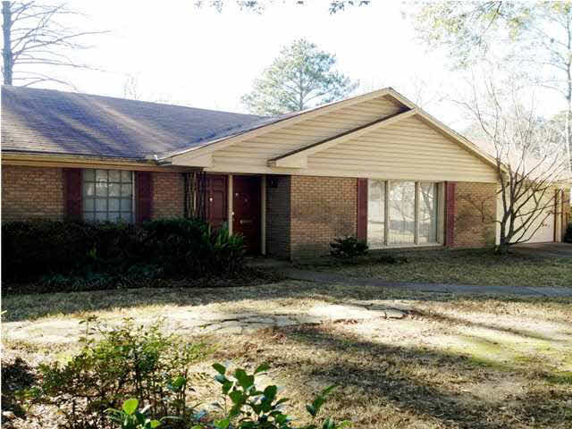 5847 South Pear Orchard Road Jackson, MS 39211 - Photo 1 of 13 Front view of home
