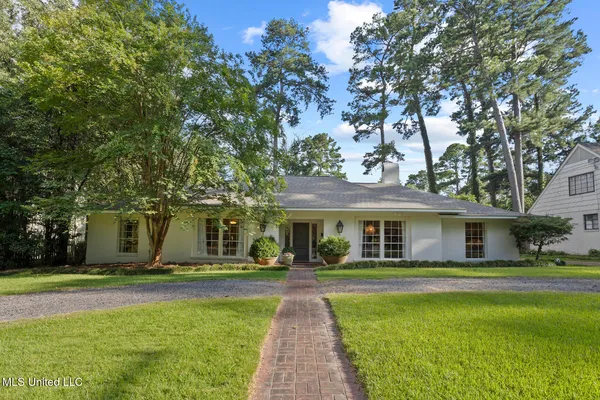 $495,000 | 2467 East Northside Drive, Jackson, MS 39211