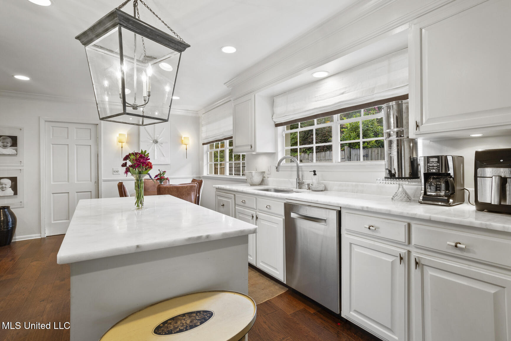 2467 East Northside Drive Jackson, MS 39211 - Photo 12 of 25 2467 E Northside Dr-13