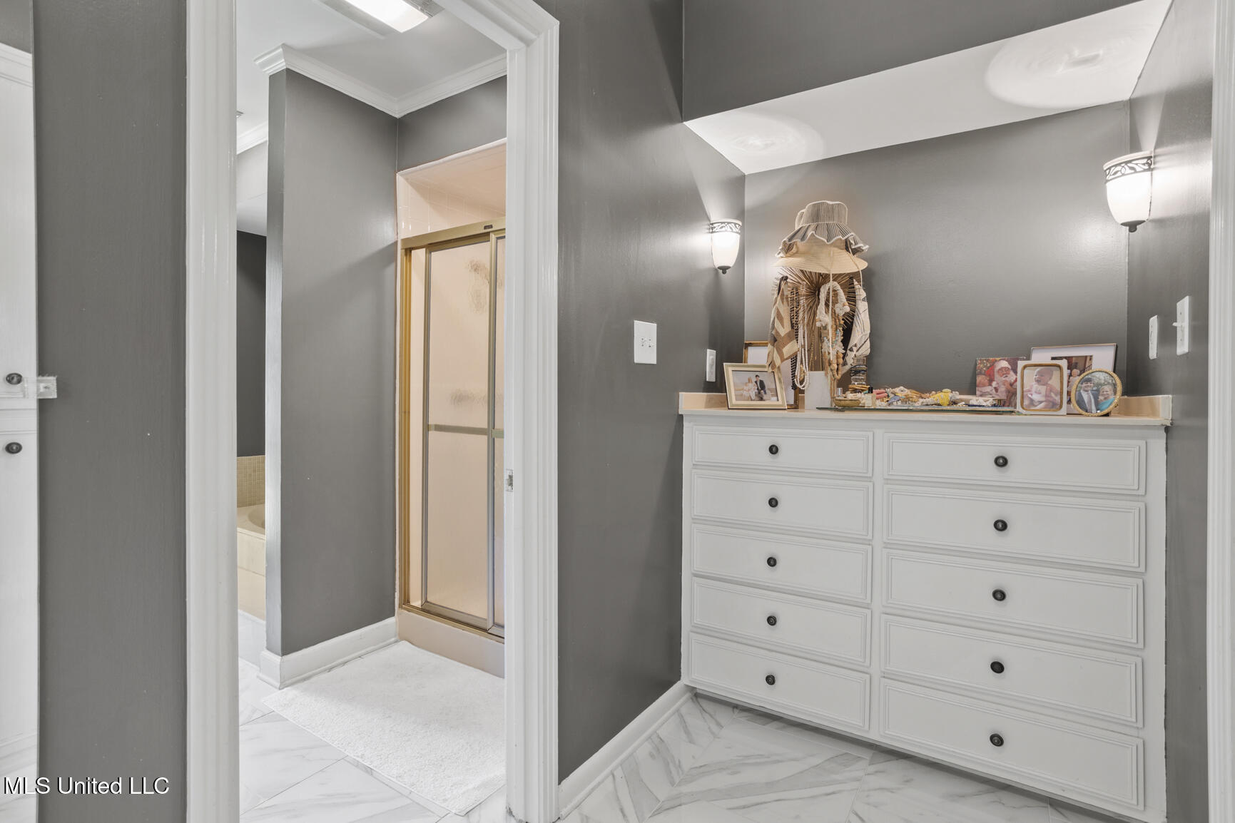 2467 East Northside Drive Jackson, MS 39211 - Photo 19 of 25 2467 E Northside Dr-31