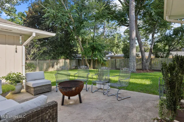 $495,000 | 2467 East Northside Drive, Jackson, MS 39211