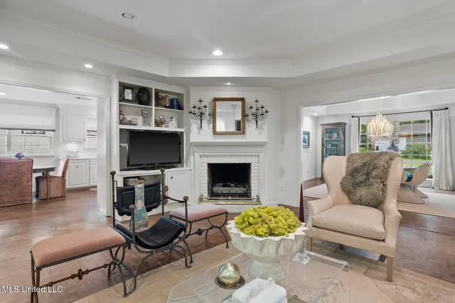 $495,000 | 2467 East Northside Drive, Jackson, MS 39211