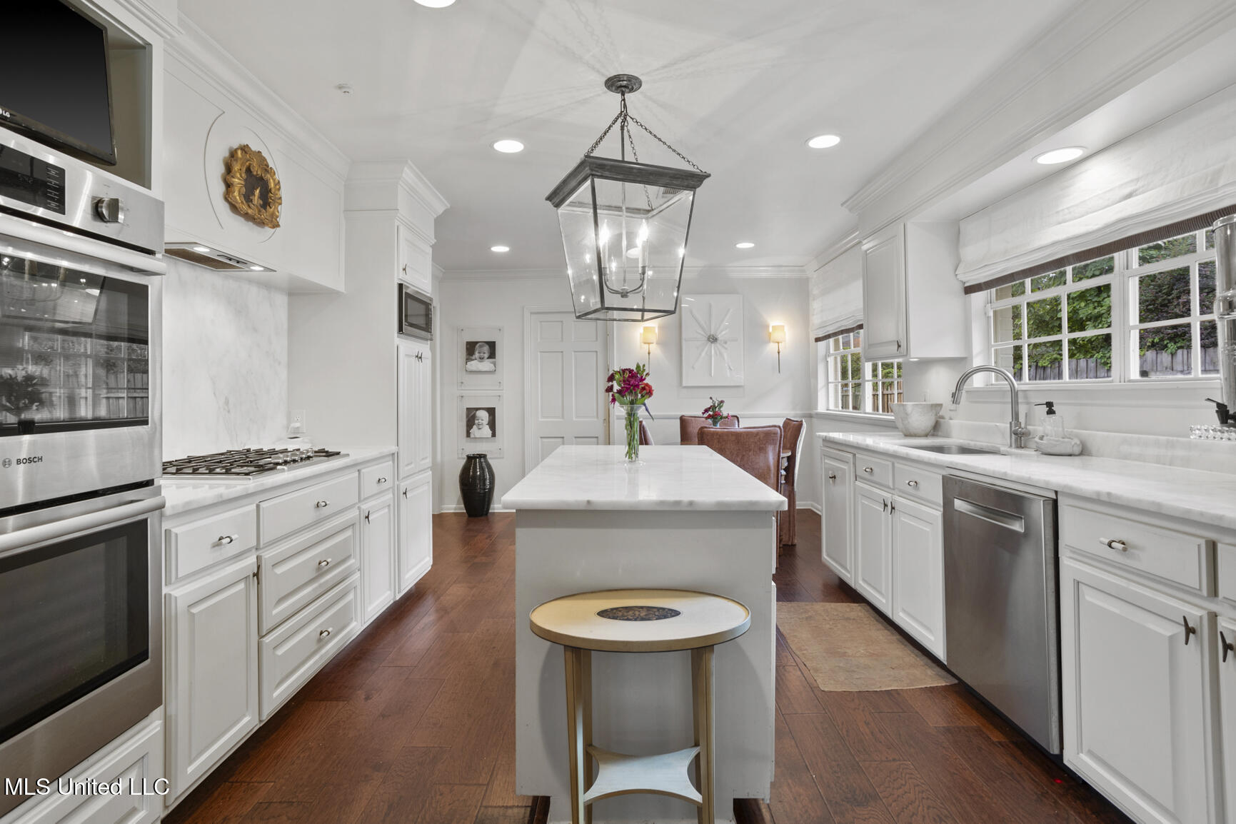 2467 East Northside Drive Jackson, MS 39211 - Photo 10 of 25 2467 E Northside Dr-11