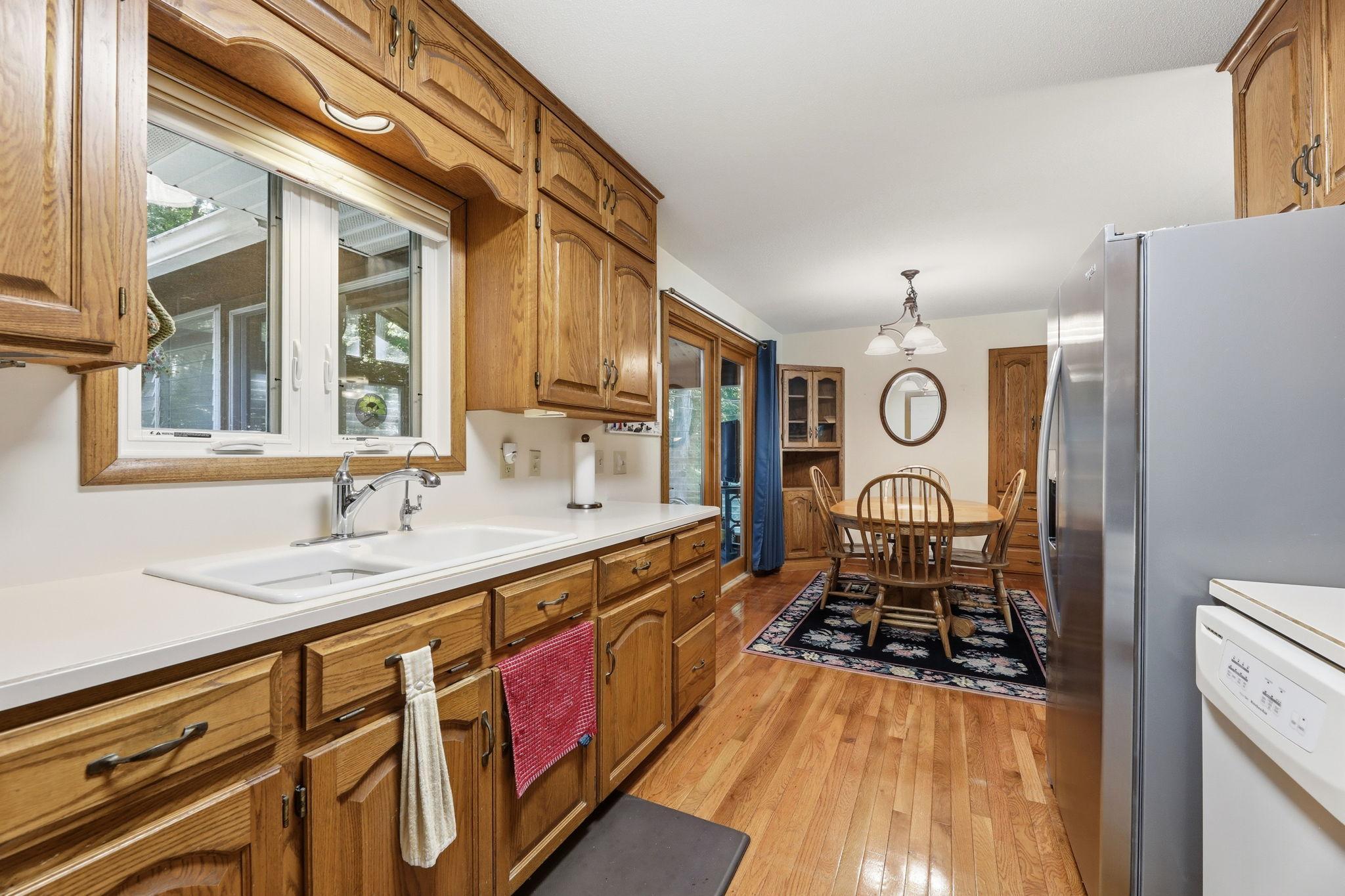 250 Glenbrook Road North Wayzata, MN 55391 - Photo 21 of 48