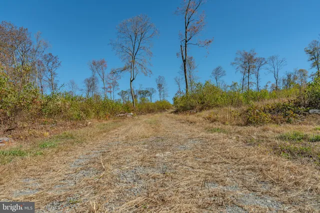 a view of a outdoor space
