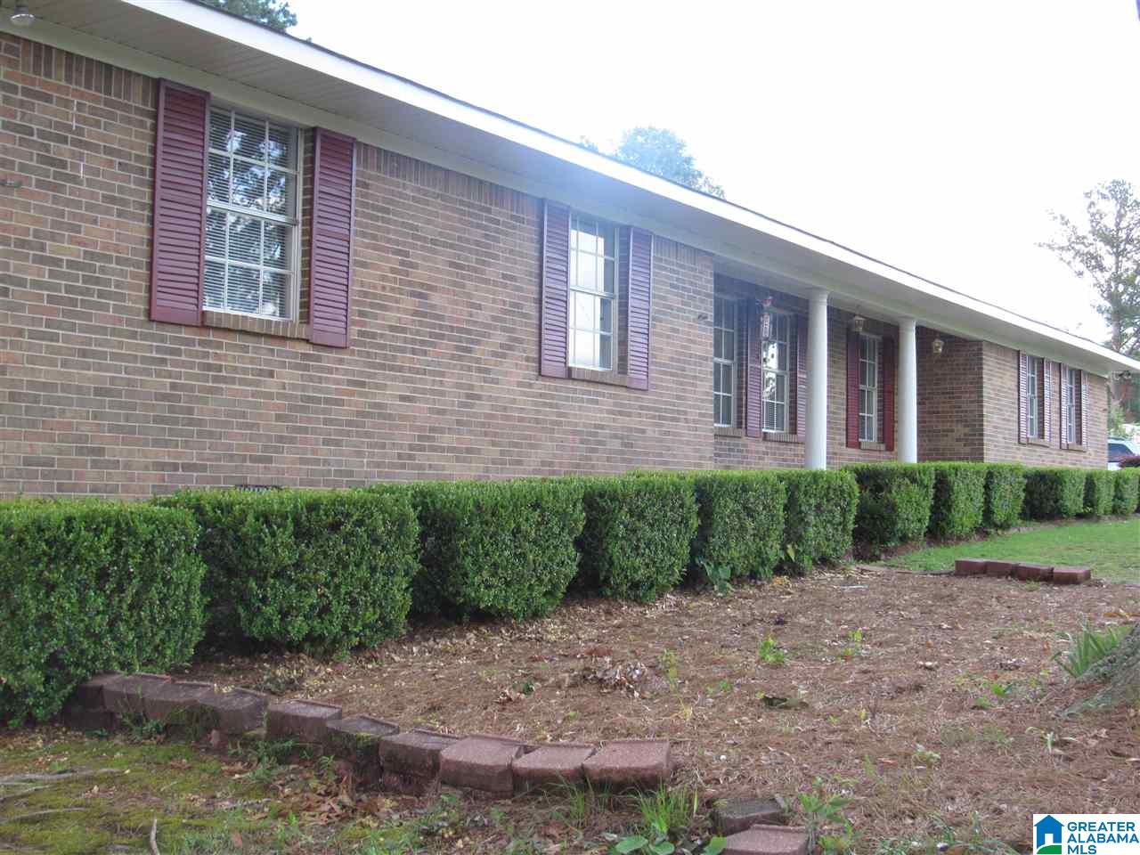 303 Victory Street Clanton, AL 35045 - Photo 3 of 50
