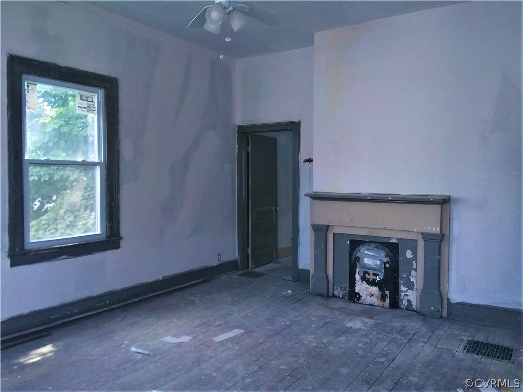 840 Commerce Street Petersburg, VA 23803 - Photo 34 of 38