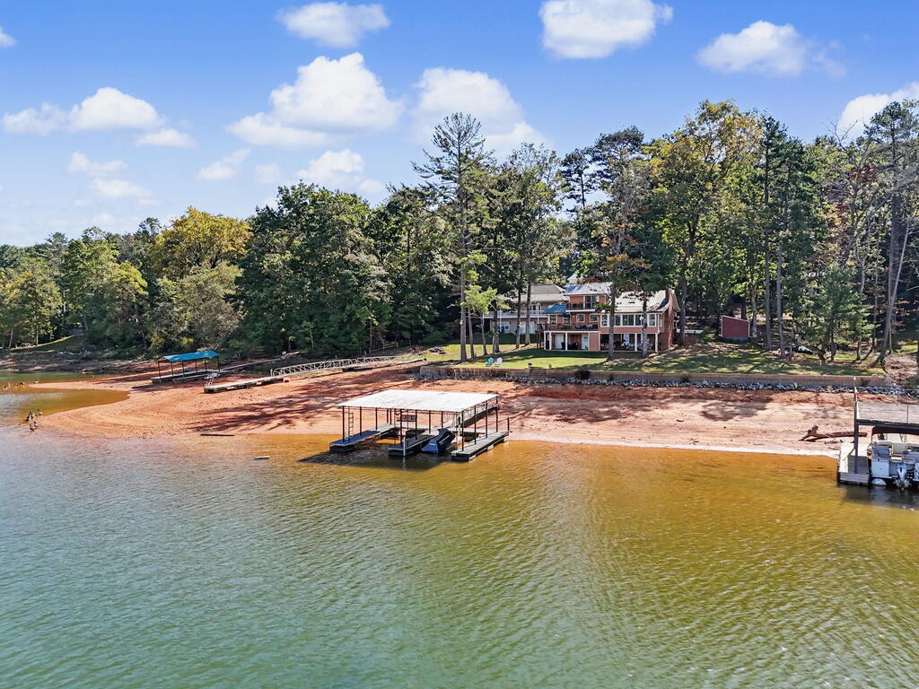332 Piney Point Road Blairsville, GA 30512 - Photo 7 of 90 Gallery Image 7