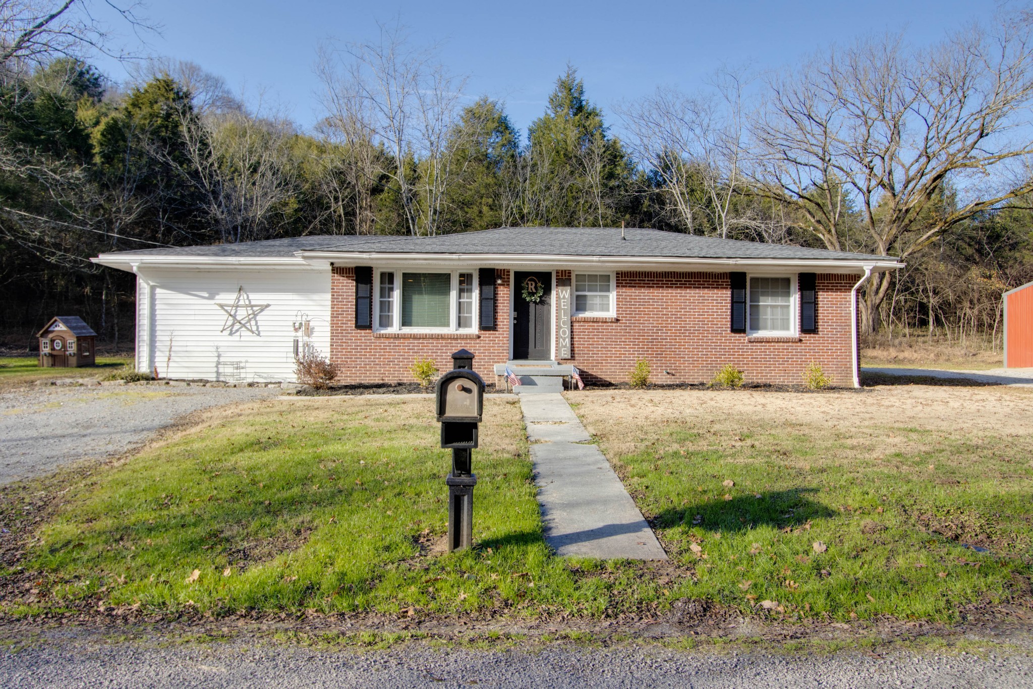 91 Hackett Hollow Road Pleasant Shade, TN 37145 - Photo 2 of 42 Gallery Image 2