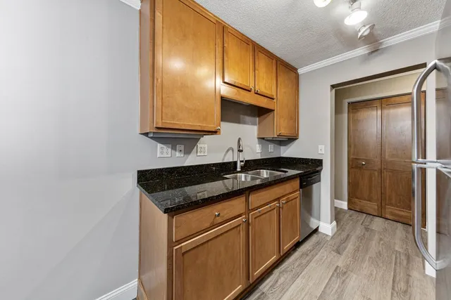 $124,900 | 3150 Excelsior Boulevard, Unit 109, Minneapolis, MN 55416