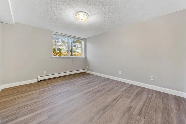 $124,900 | 3150 Excelsior Boulevard, Unit 109, Minneapolis, MN 55416