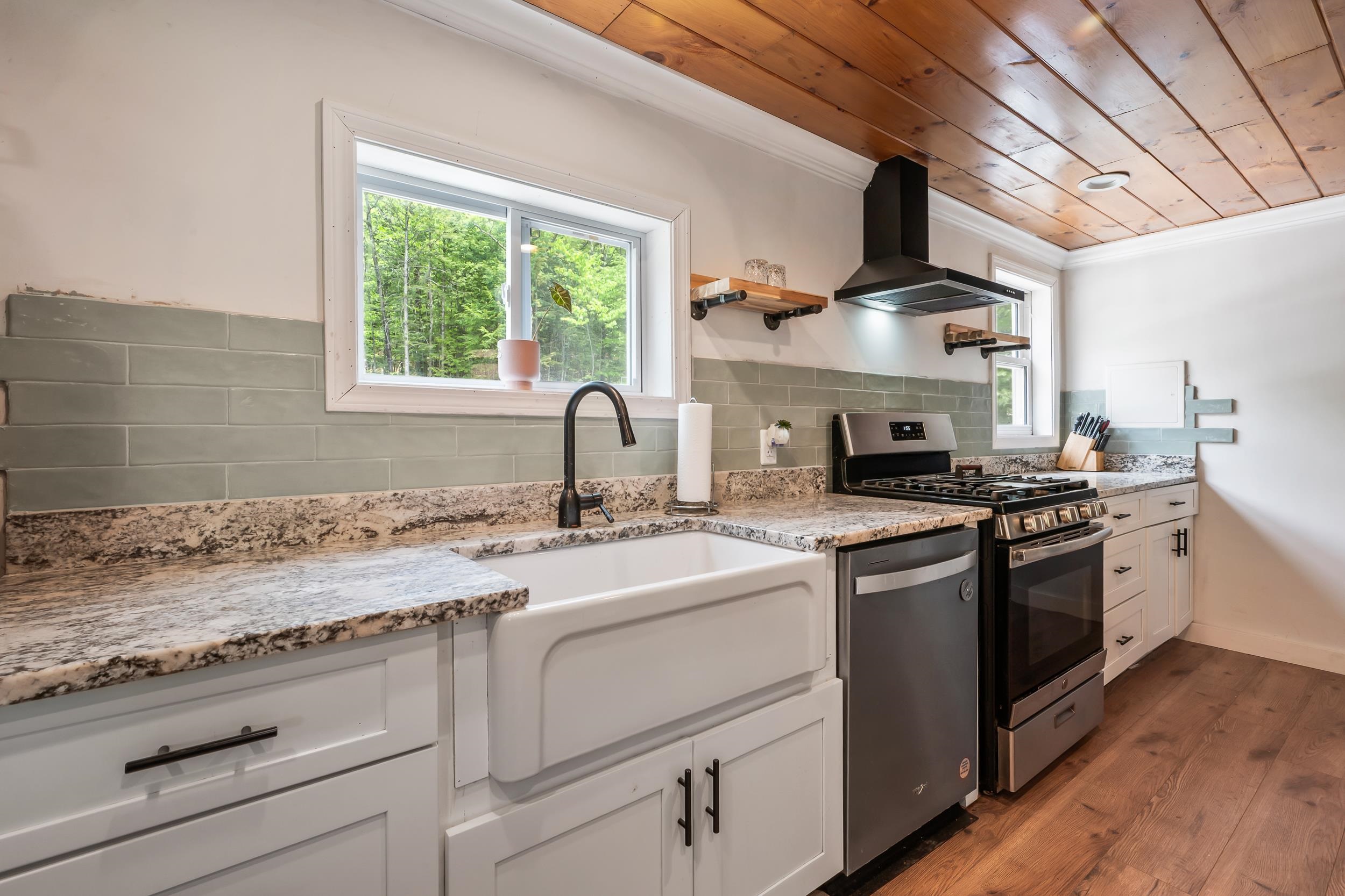 435 Mooney Hill Road Madison, NH 03849 - Photo 7 of 38
