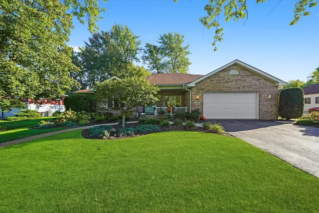 $582,000 | 11421 192nd Street, Mokena, IL 60448
