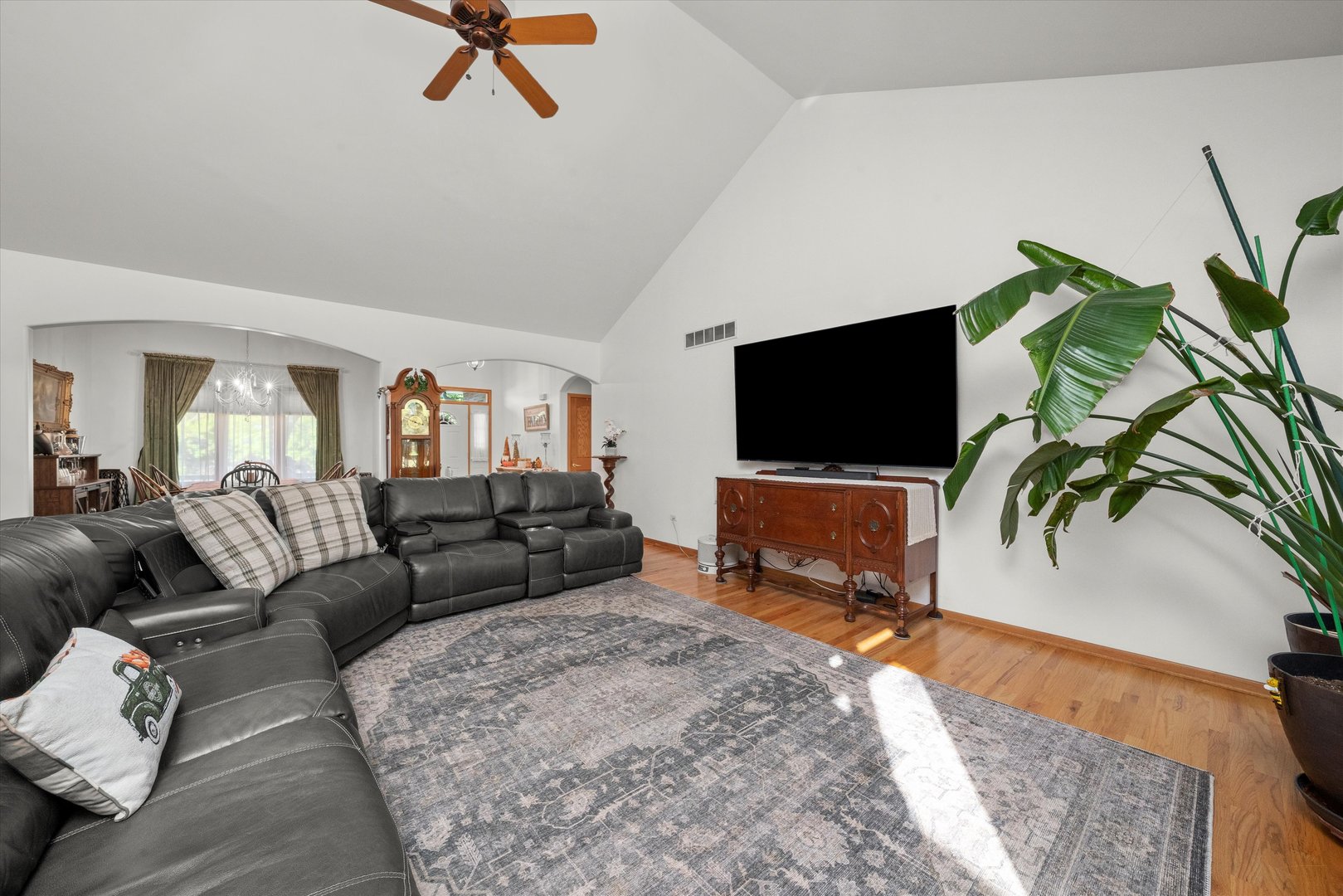 11421 192nd Street Mokena, IL 60448 - Photo 5 of 31