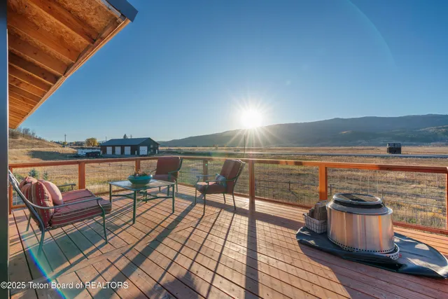 $1,595,000 | 126 Corral Road, Alpine, WY 83128