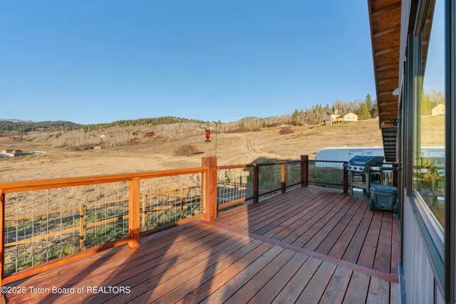 $1,595,000 | 126 Corral Road, Alpine, WY 83128