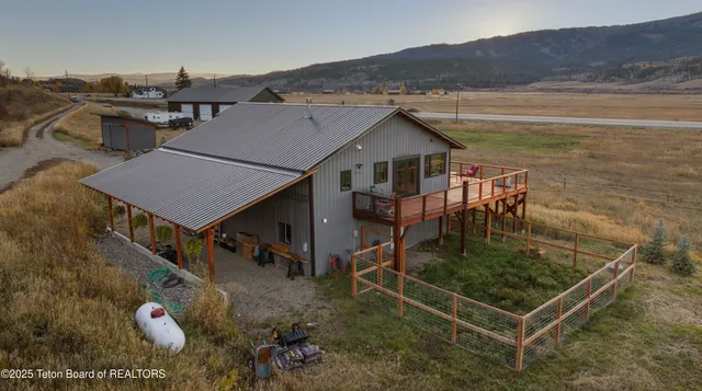 $1,595,000 | 126 Corral Road, Alpine, WY 83128
