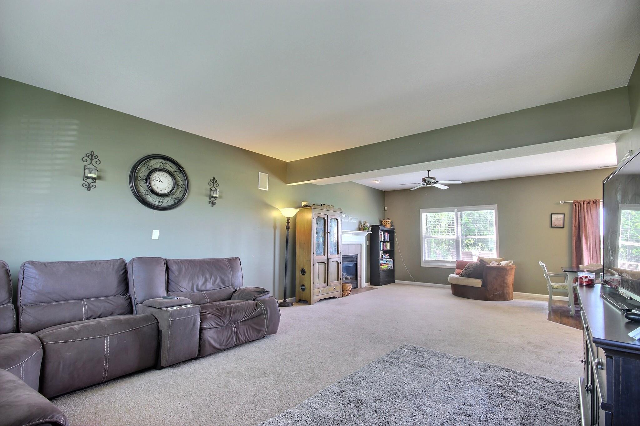 7802 Noble Ridge Place Fort Wayne, IN 46825 - Photo 2 of 18 Gallery Image 2