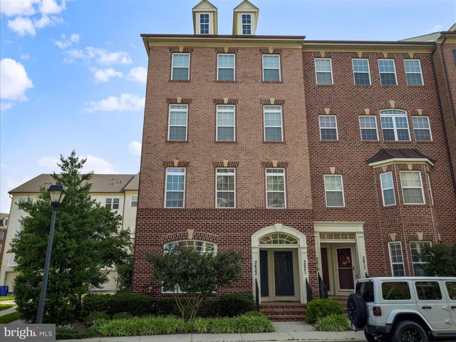 $2,750 | 3623 Spring Hollow Lane, Unit 3623, Frederick, MD 21704