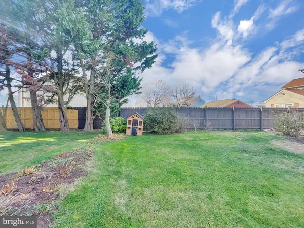 $399,900 | 466 East Main Street, Leola, PA 17540