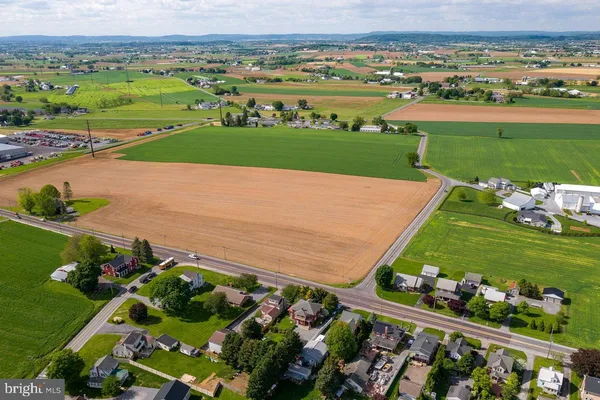 $399,900 | 466 East Main Street, Leola, PA 17540