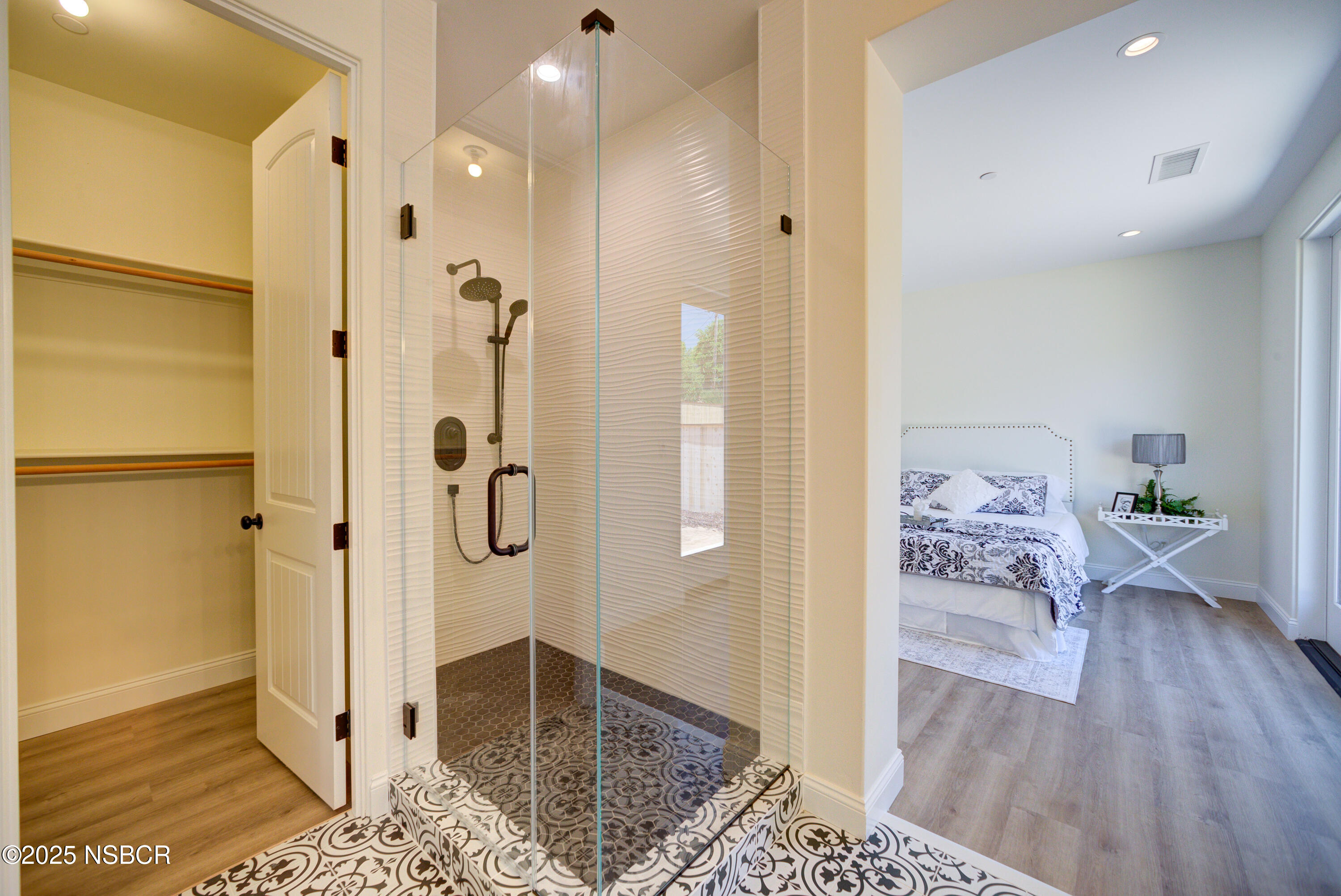 1607 Tuscan Way Santa Maria, CA 93455 - Photo 20 of 37 a view of a bathroom with a shower