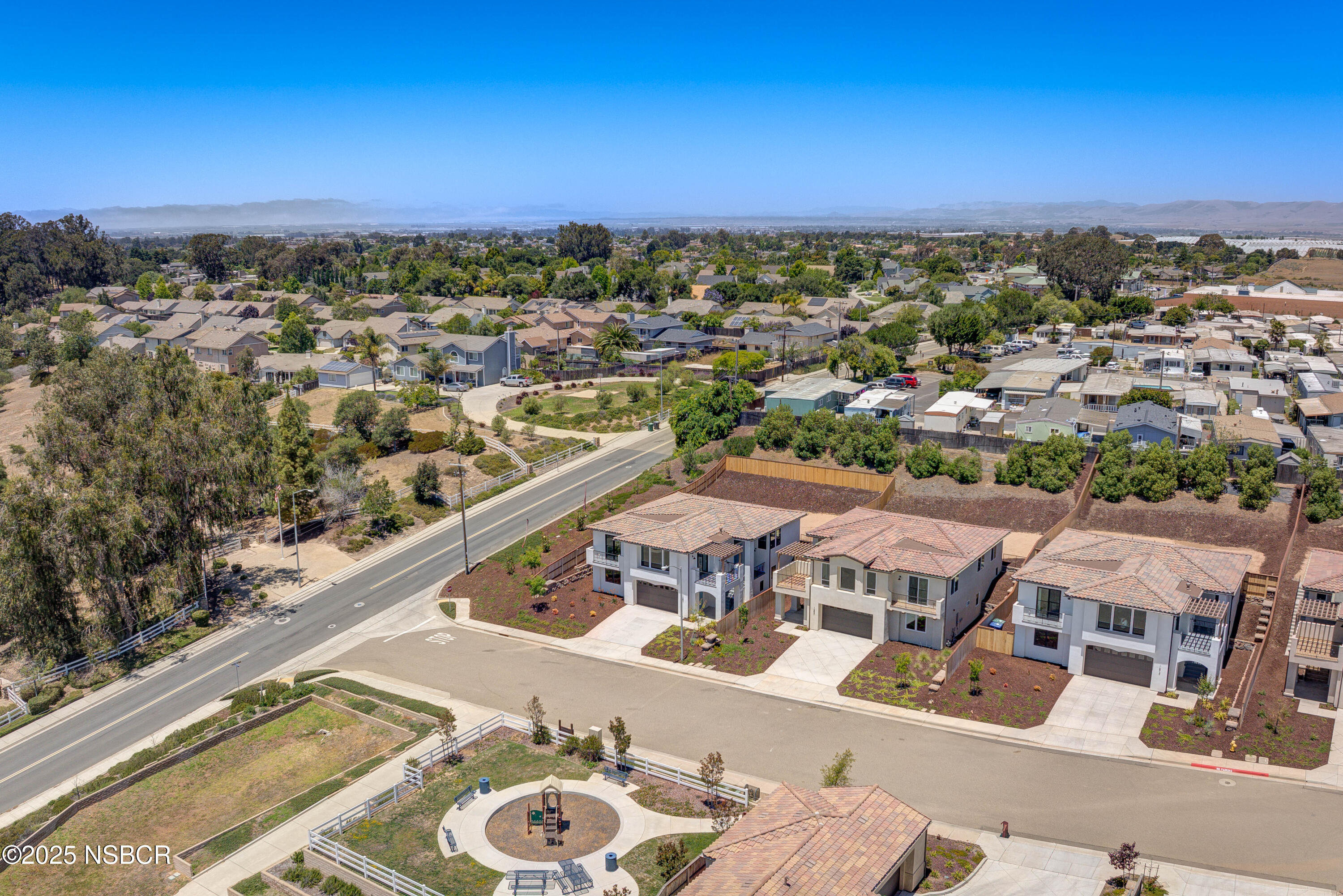 1607 Tuscan Way Santa Maria, CA 93455 - Photo 3 of 37 a view of a city