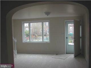 554 Raritan Street Camden, NJ 08105 - Photo 3 of 6 Gallery Image 3