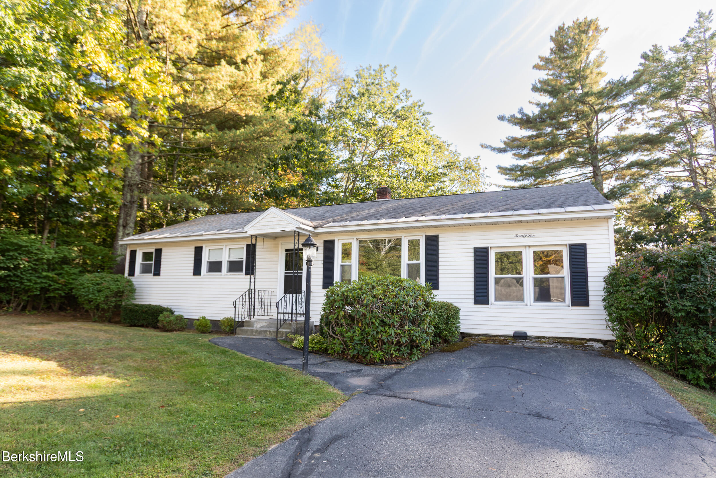 25 Balance Rock Road Lanesborough, MA 01237 - Photo 1 of 37 image-28