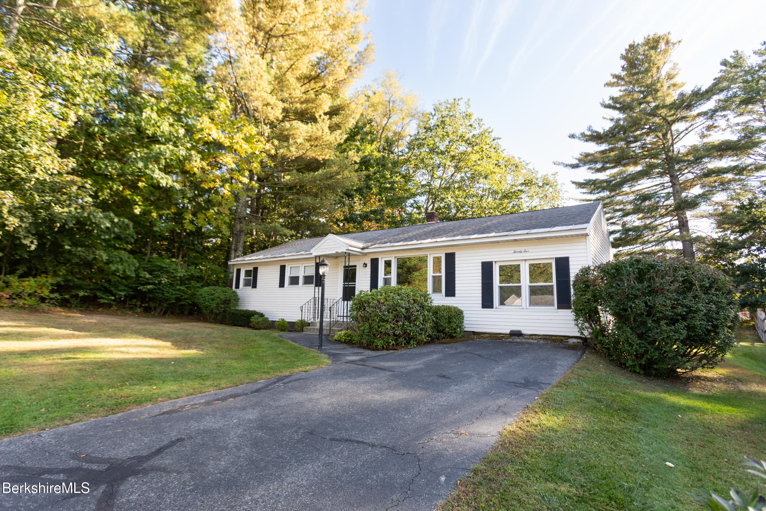 25 Balance Rock Road Lanesborough, MA 01237 - Photo 2 of 37 image-29