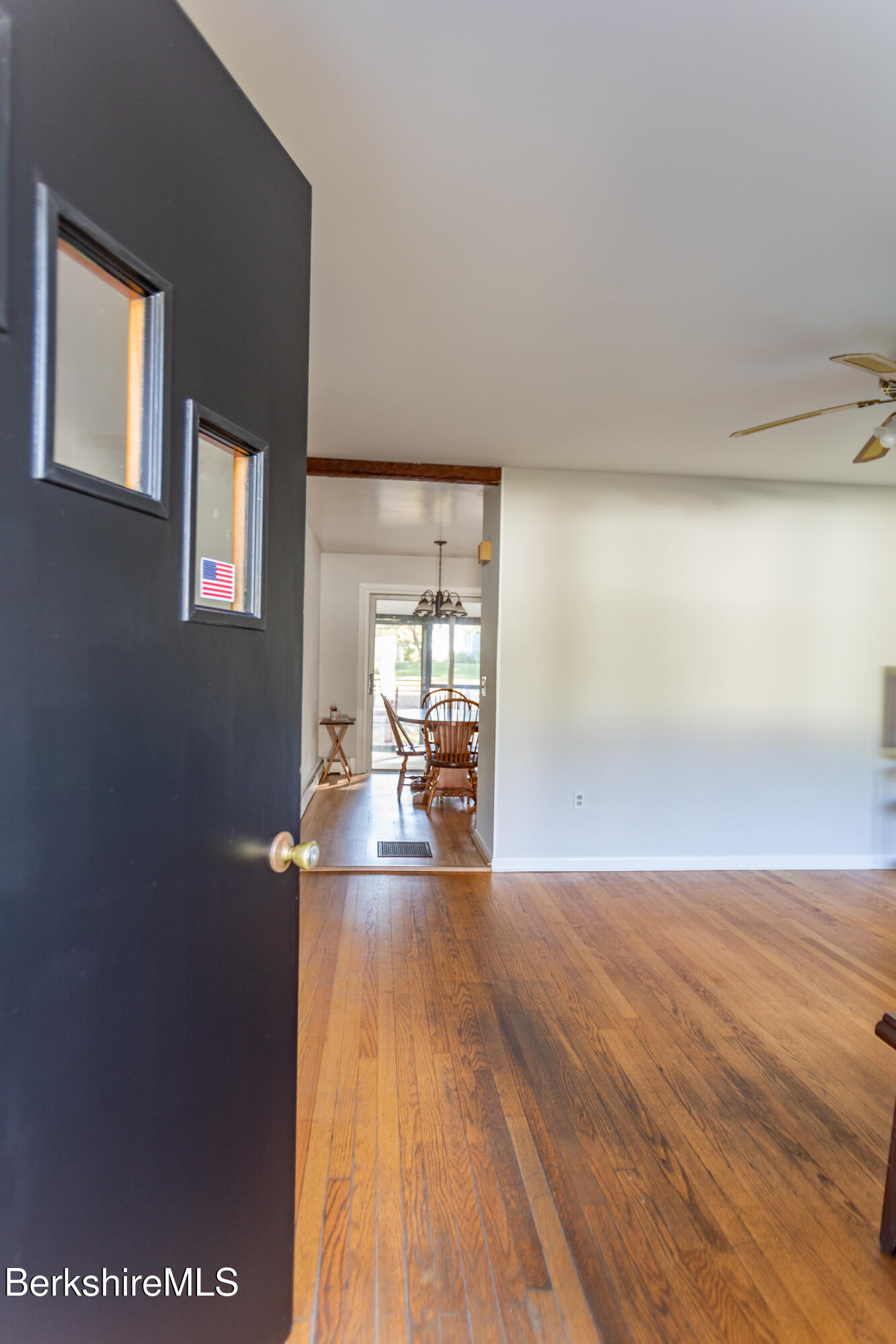 25 Balance Rock Road Lanesborough, MA 01237 - Photo 5 of 37 image-26