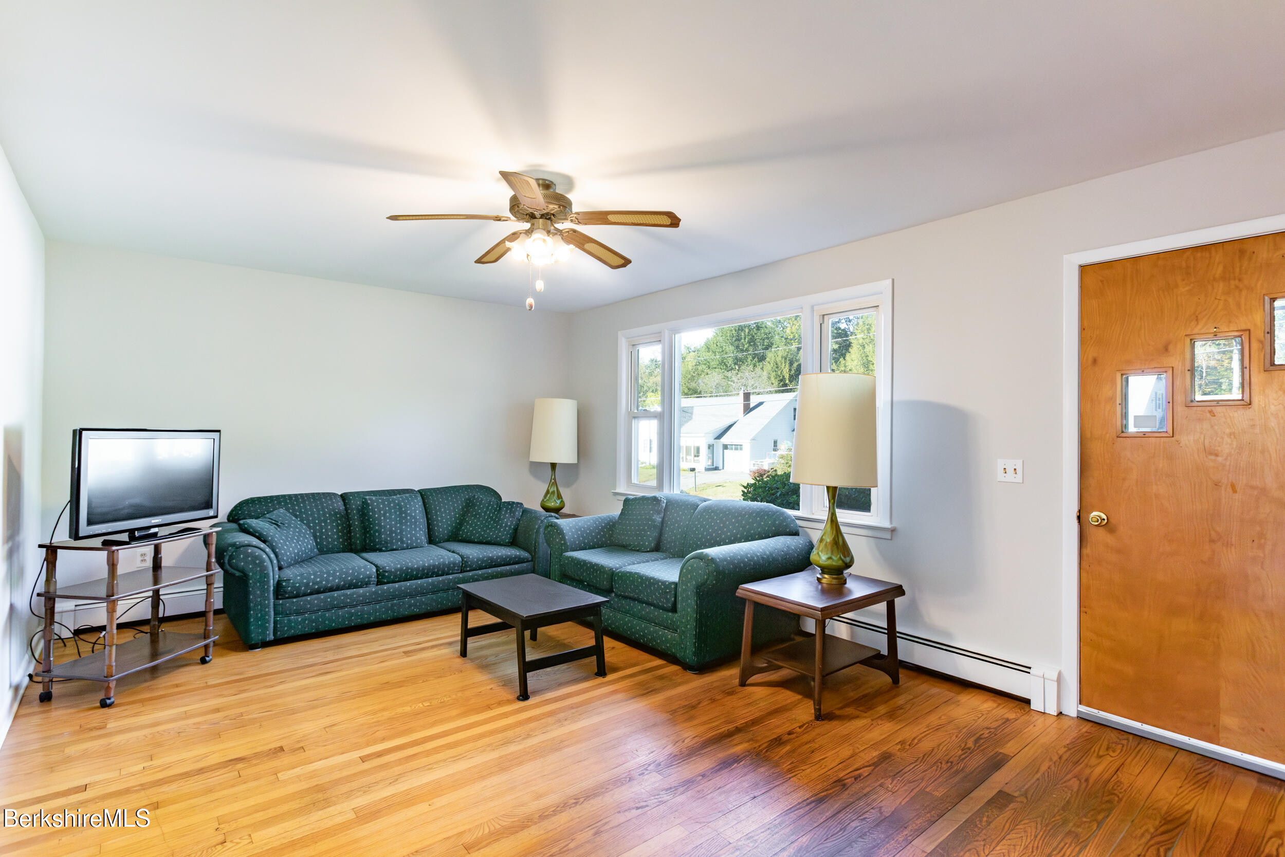 25 Balance Rock Road Lanesborough, MA 01237 - Photo 6 of 37 image-1