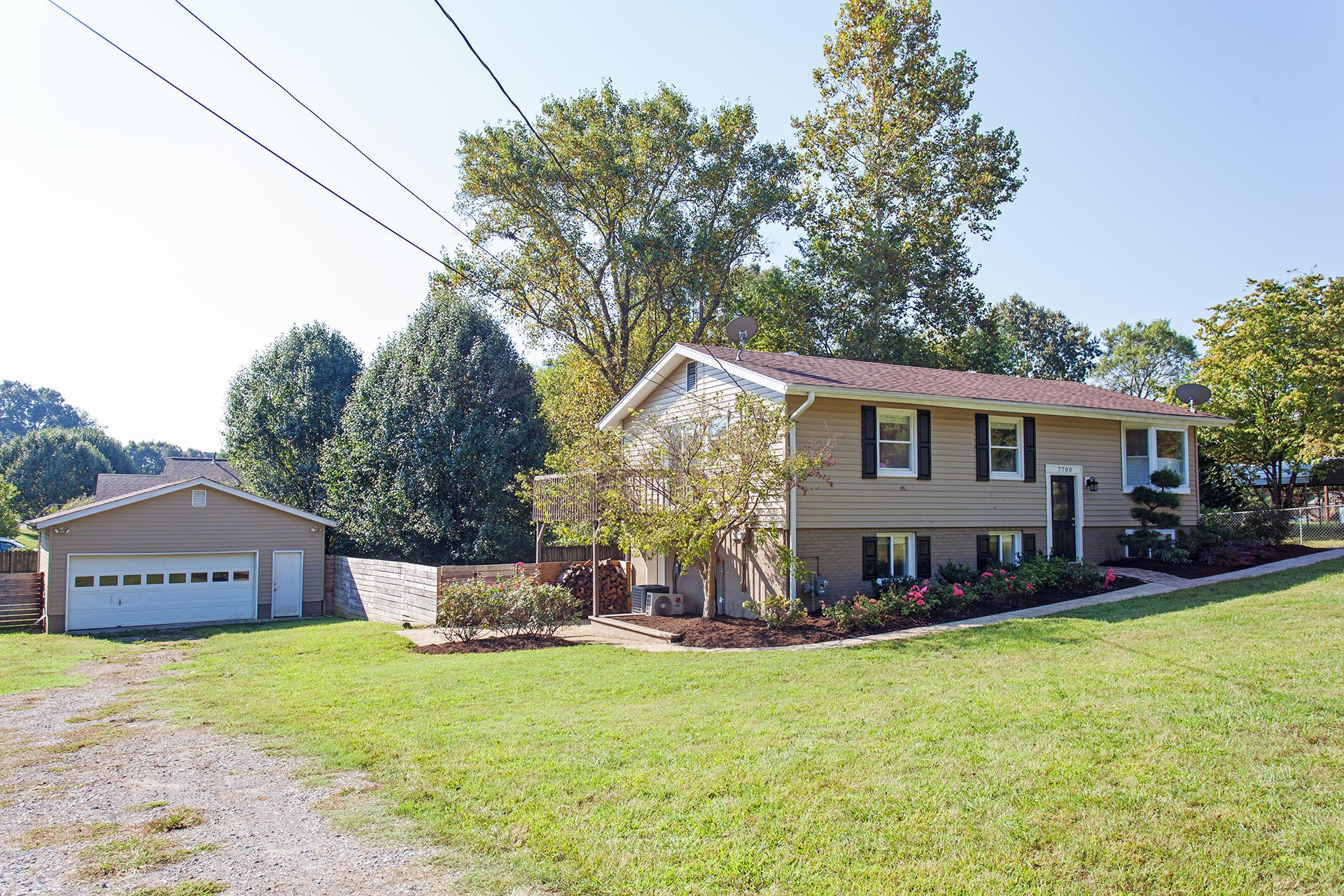 7700 Nubbin Ridge Road Southwest Knoxville, TN 37919 - Photo 2 of 28 Gallery Image 2