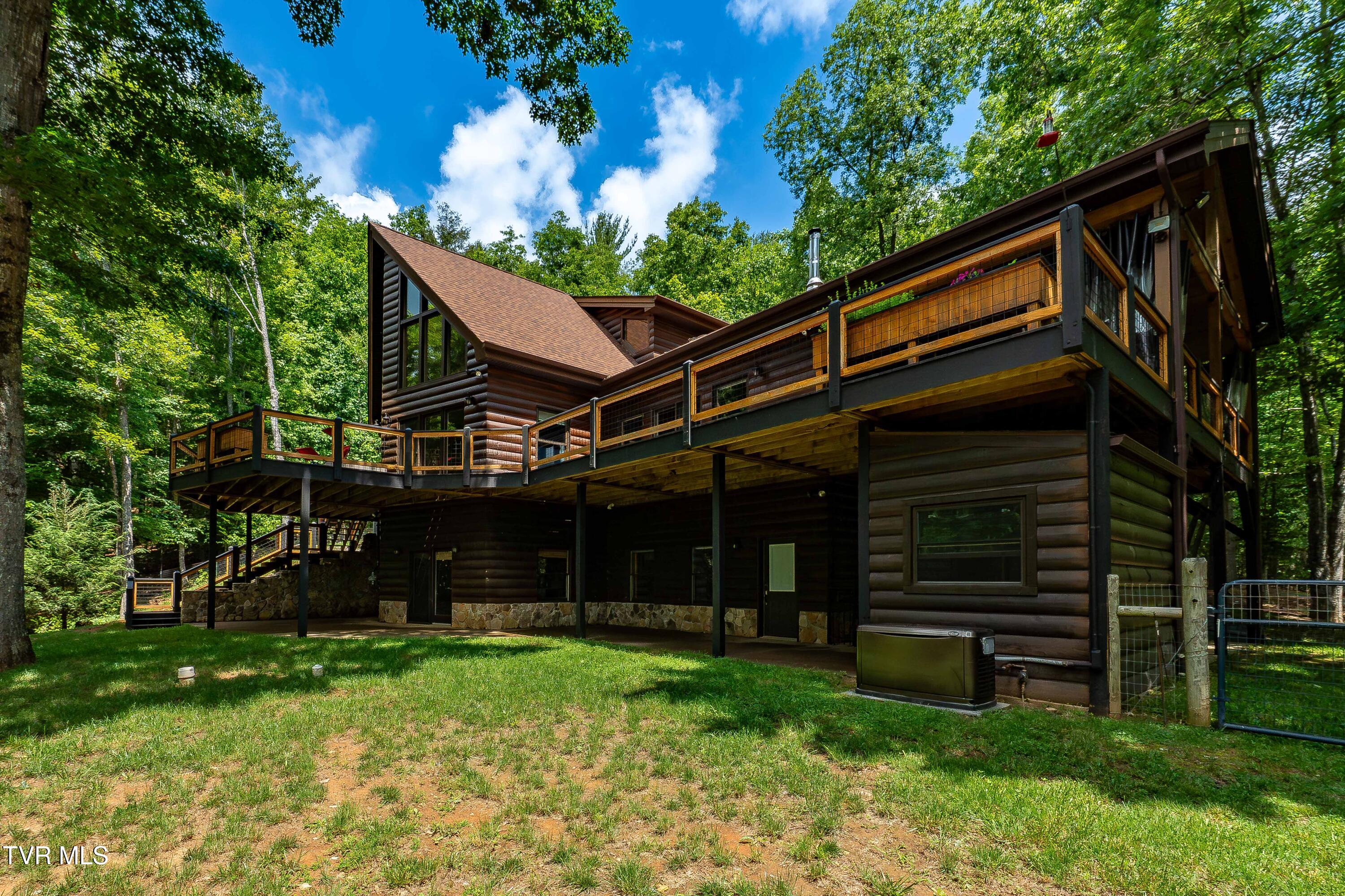 191 Bear Ridge Drive Butler, TN 37640 - Photo 73 of 80 191 Bear Ridge Dr (34 of 80)