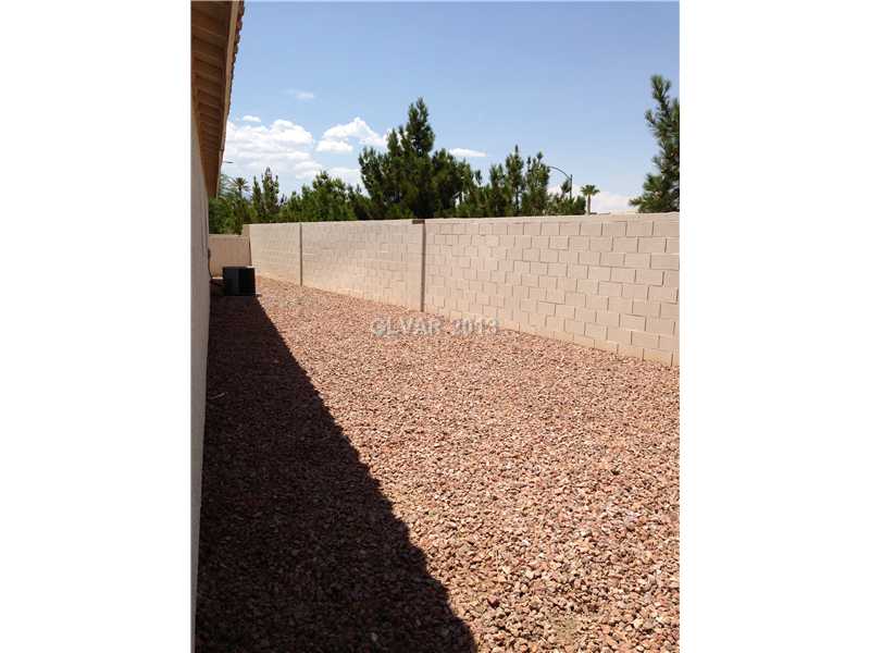 7904 Smokey Ridge Court Las Vegas, NV 89131 - Photo 12 of 13 Yard/Garden.