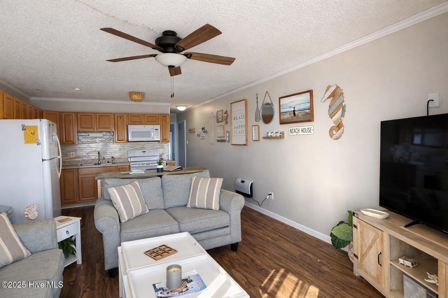 2224 New River Inlet Road, Unit 337 North Topsail Beach, NC 28460 - Photo 6 of 11 982618FE-D4BA-4544-8B9A-E054C9436F8A