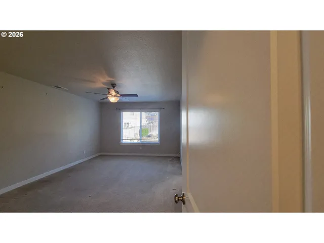 $499,000 | 1570 West Basil Street, Roseburg, OR 97471