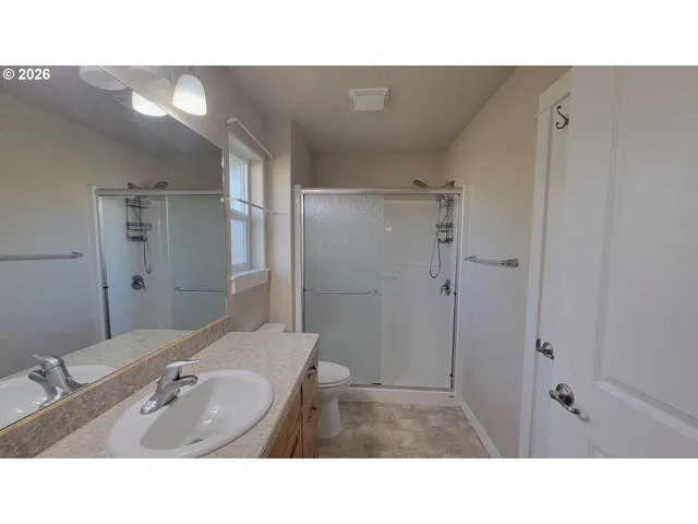 $499,000 | 1570 West Basil Street, Roseburg, OR 97471