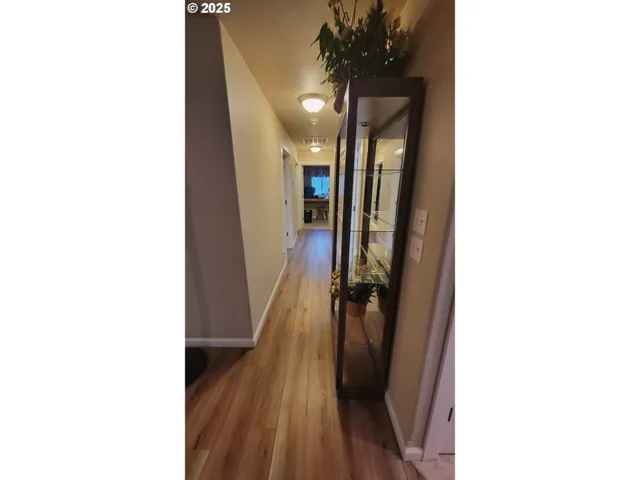 $499,000 | 1570 West Basil Street, Roseburg, OR 97471