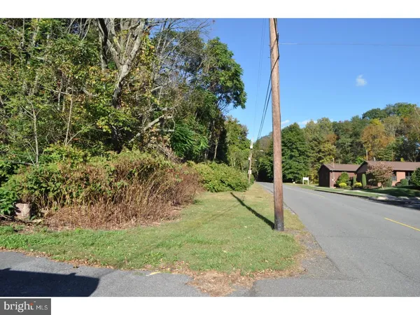 $135,000 | 2505 West End Avenue, Pottsville, PA 17901