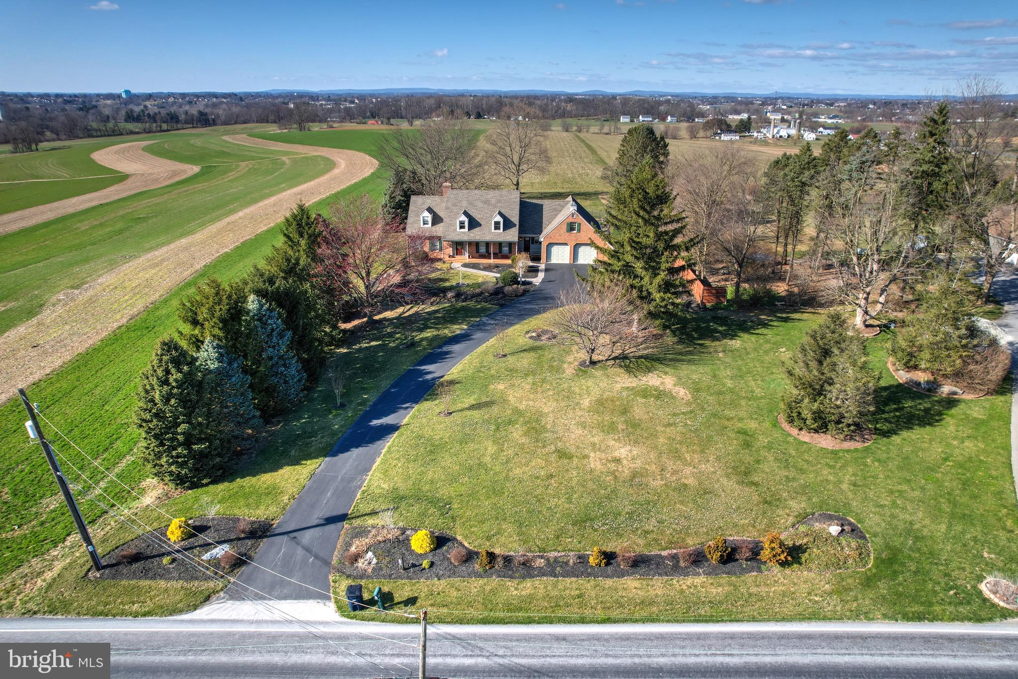 2045 Rockvale Road Lancaster, PA 17602 - Photo 1 of 91