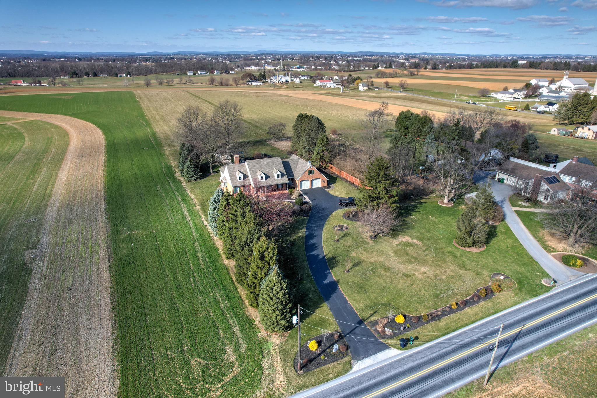 2045 Rockvale Road Lancaster, PA 17602 - Photo 6 of 91
