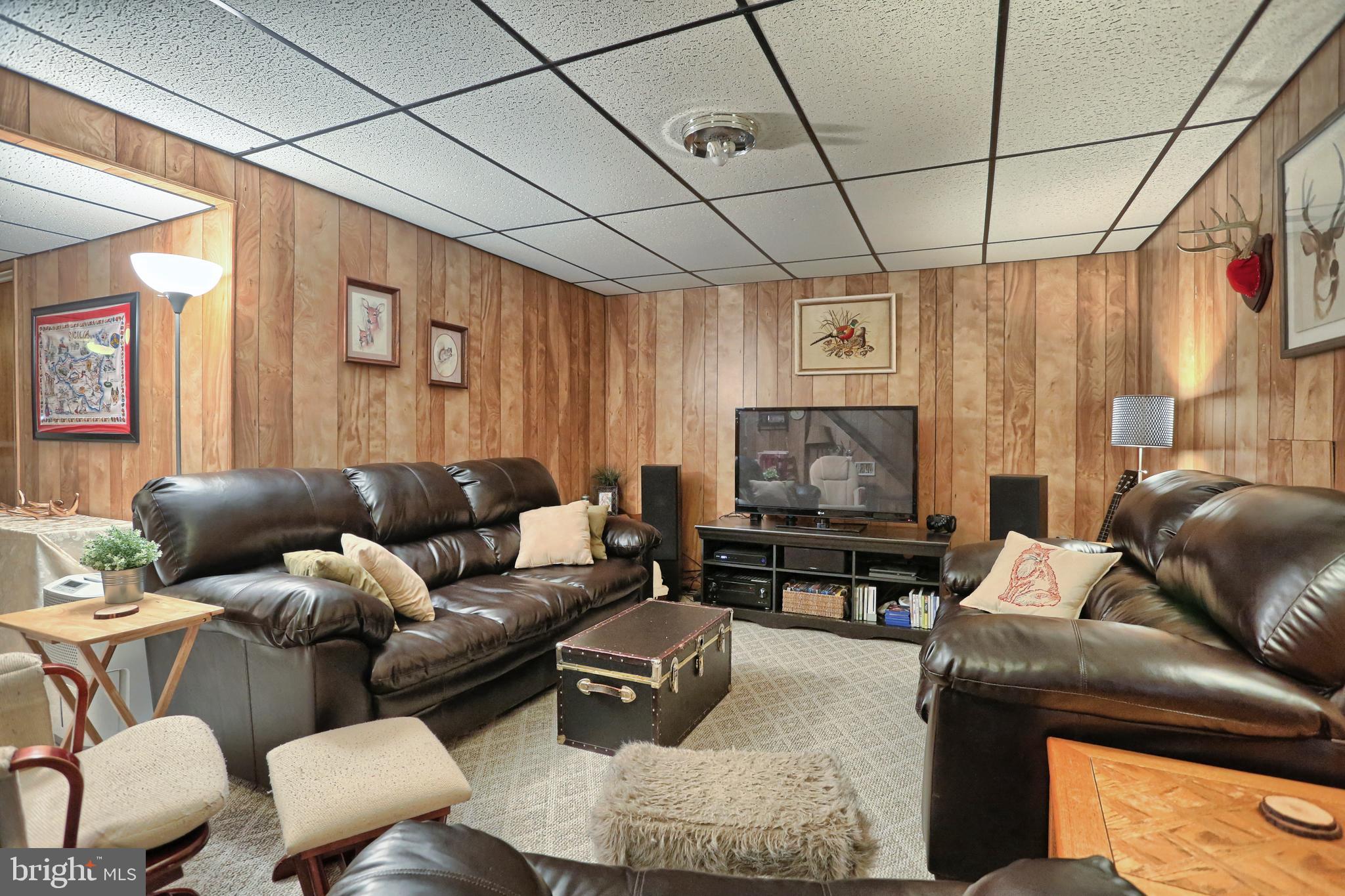 952 Timber Lane Reading, PA 19608 - Photo 13 of 24 Gallery Image 13