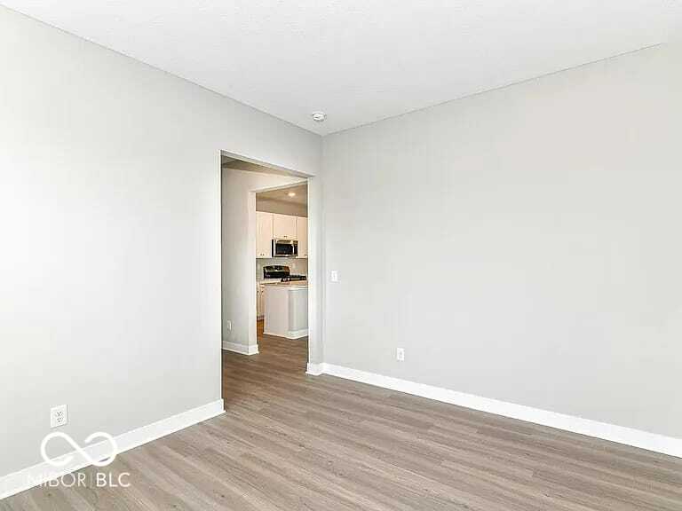 1936 Rowena Lane Westfield, IN 46074 - Photo 8 of 32