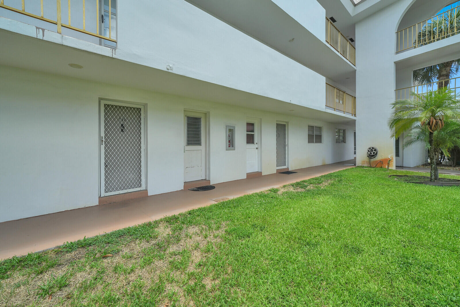 5501 Northwest 2nd Avenue, Unit 111 Boca Raton, FL 33487 - Photo 2 of 23 03_Image_3_mls