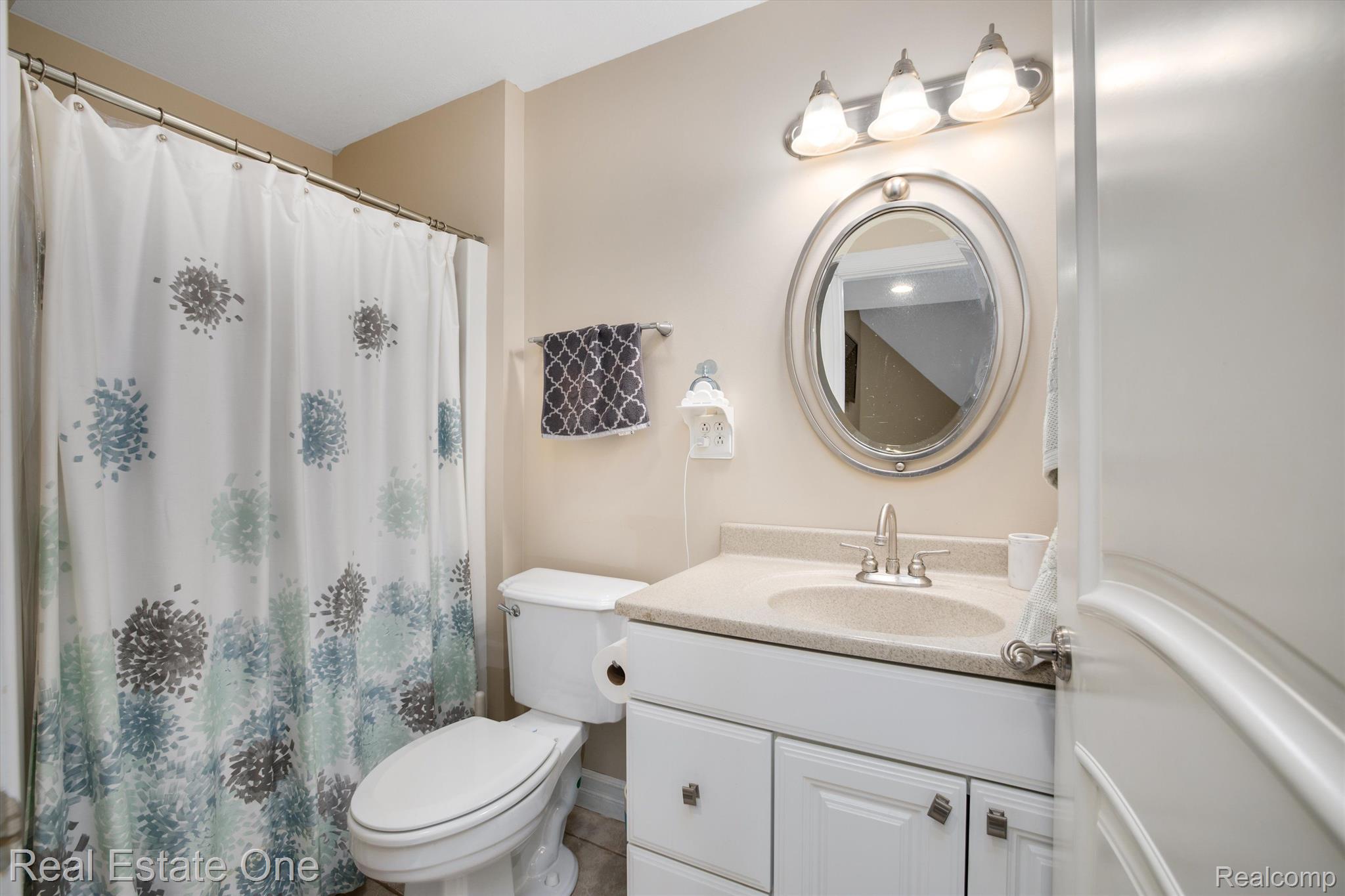 13820 Grafton Road Carleton, MI 48117 - Photo 46 of 76
